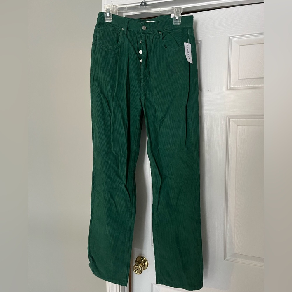 With tags - never worn PacSun green corduroy Dad Jeans - size 29